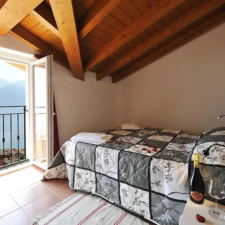 Apartment Casa Di Gianni San Siro (Lombardy)